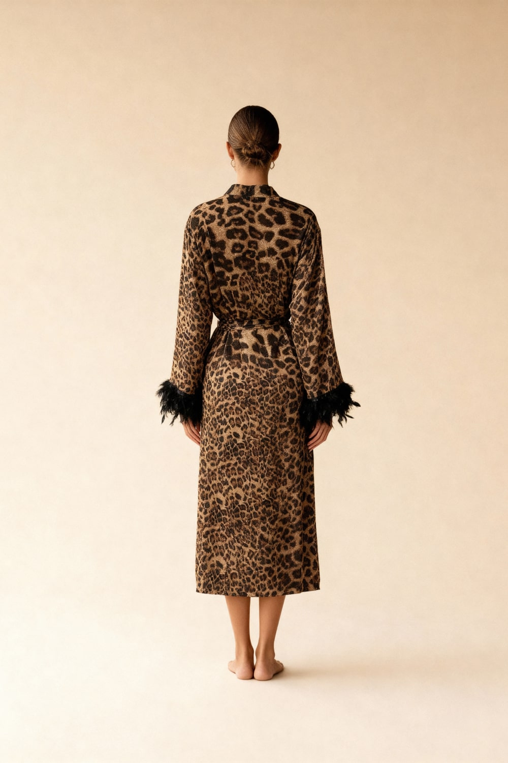 Nymera Robe